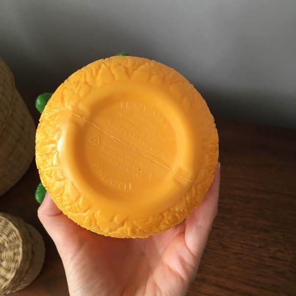 UO Pineapple drinking cup - Picture 3 of 4